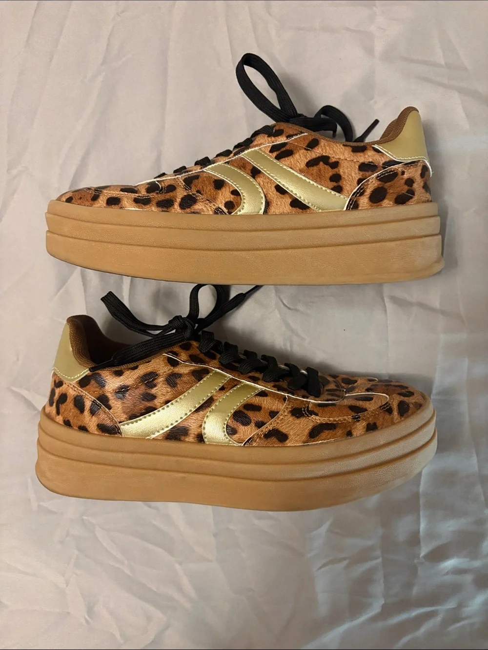 Women's Leopard Print Low-Top Sneakers with Gold Accents